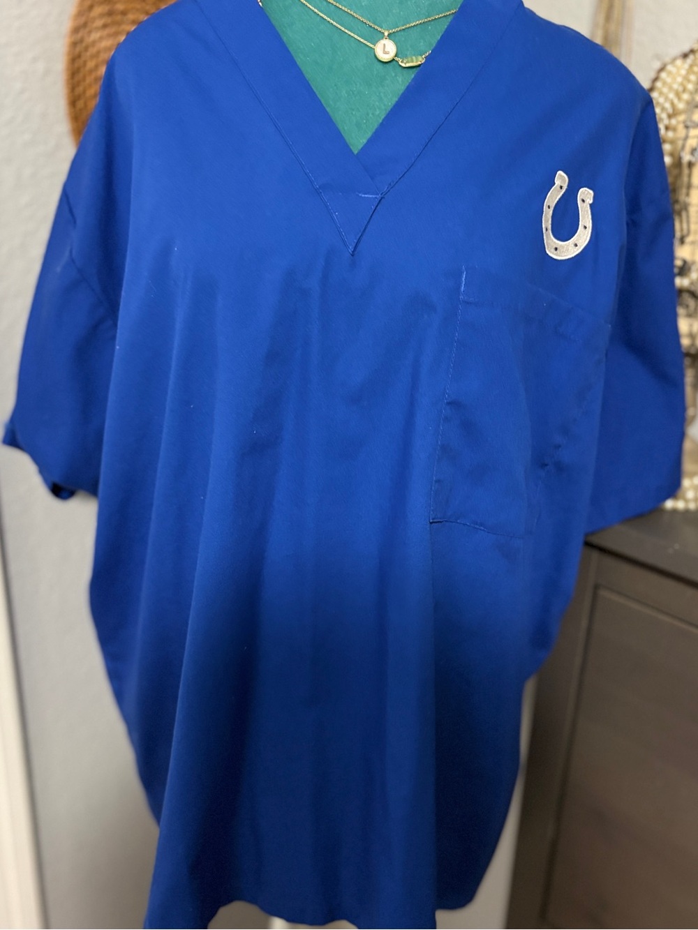 Colts Men's V-Neck Medical Scrub Top in Royal Blue